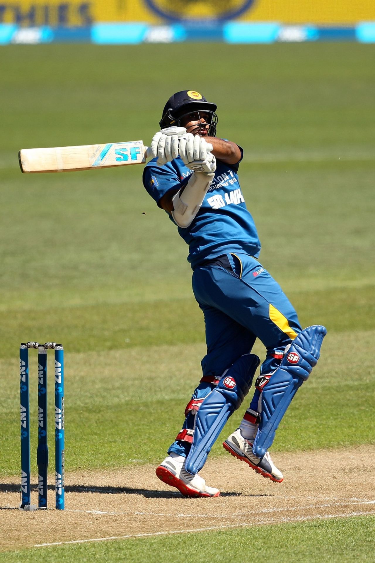 Danushka Gunathilaka gave Sri Lanka an attacking start, New Zealand v Sri Lanka, 3rd ODI, Nelson, December 31, 2015