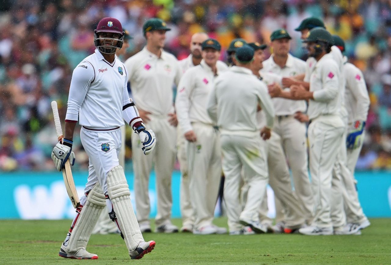 Marlon Samuels was run-out just before rain brought play to a halt, Australia v West Indies, 3rd Test, Sydney, 1st day, January 3, 2016