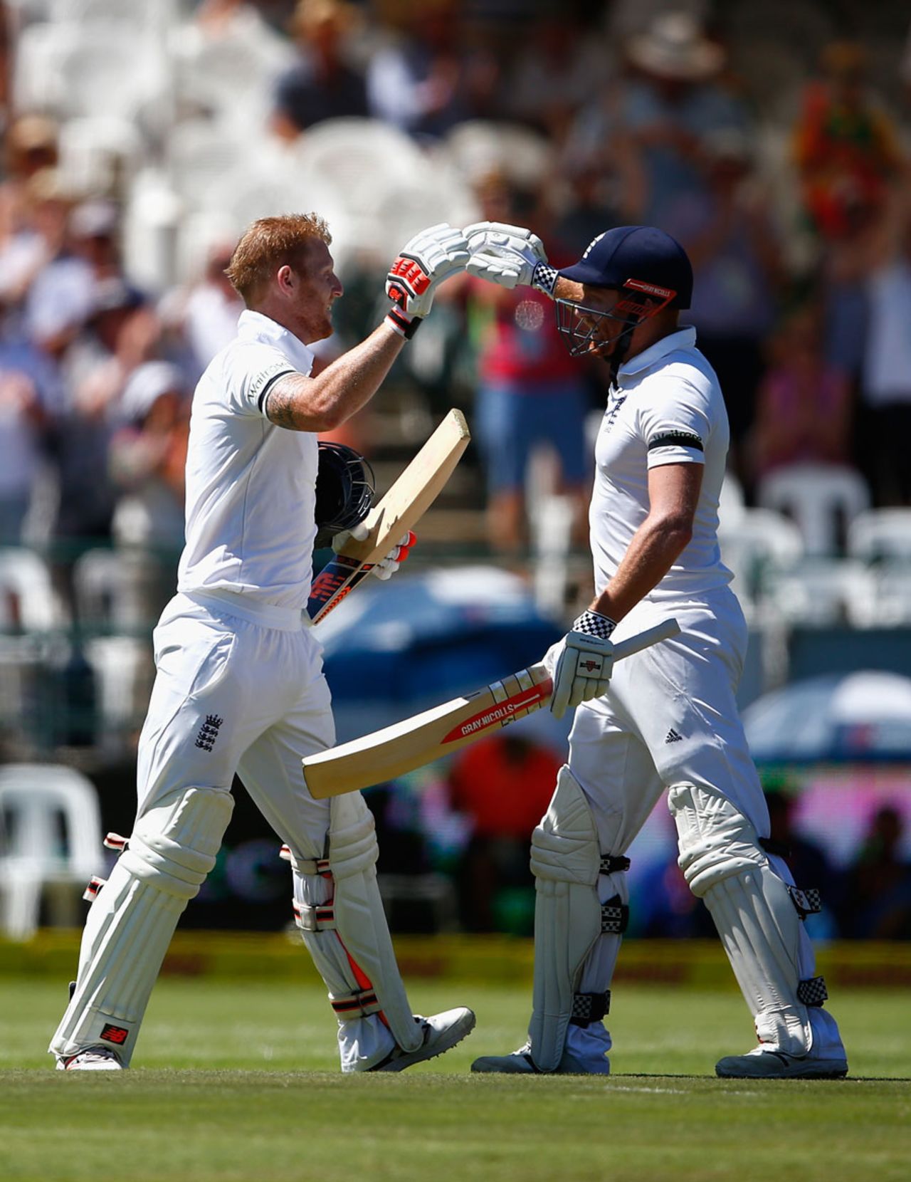 Ben Stokes and Jonny Bairstow had added 290 for the sixth wicket by lunch on day two, South Africa v England, 2nd Test, Cape Town, 2nd day, January 3, 2016