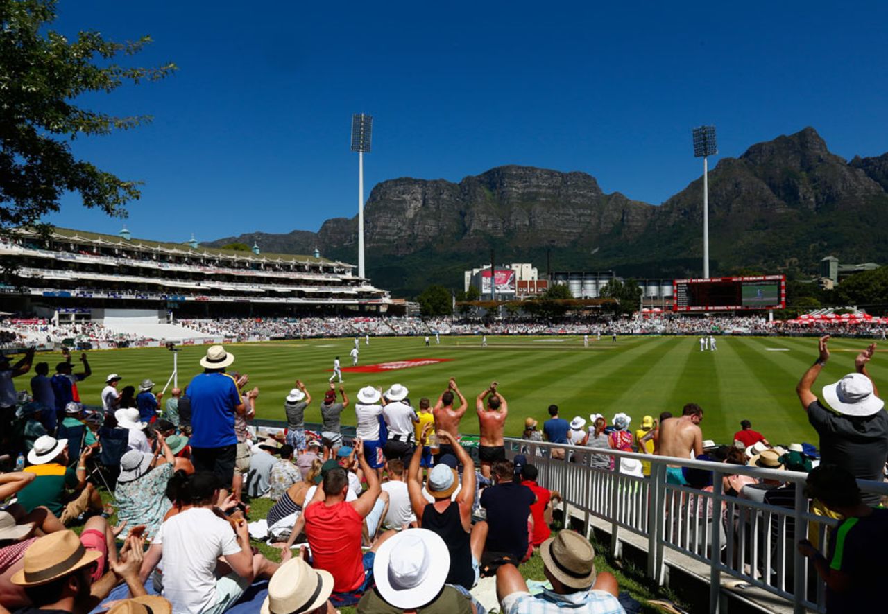 Ben Stokes' performance was witnessed by a sell-out crowd of 20,600, South Africa v England, 2nd Test, Cape Town, 2nd day, January 3, 2016