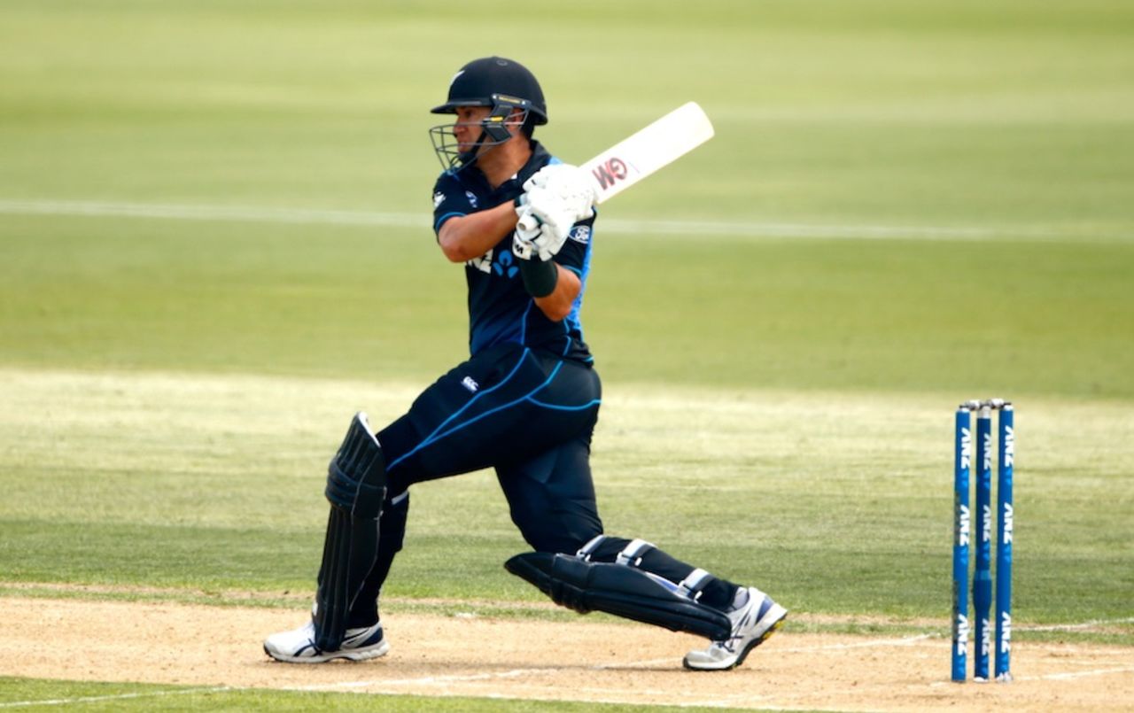 Ross Taylor made 61 off 67 balls, New Zealand v Sri Lanka, 5th ODI, Mount Maunganui, January 5, 2016