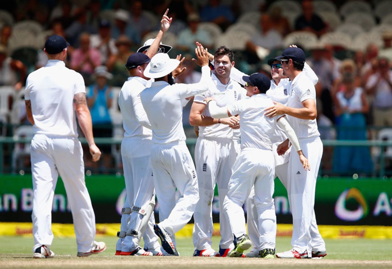 James Anderson removed Faf du Plessis for 86, South Africa v England, 2nd Test, Cape Town, 4th day, January 5, 2016