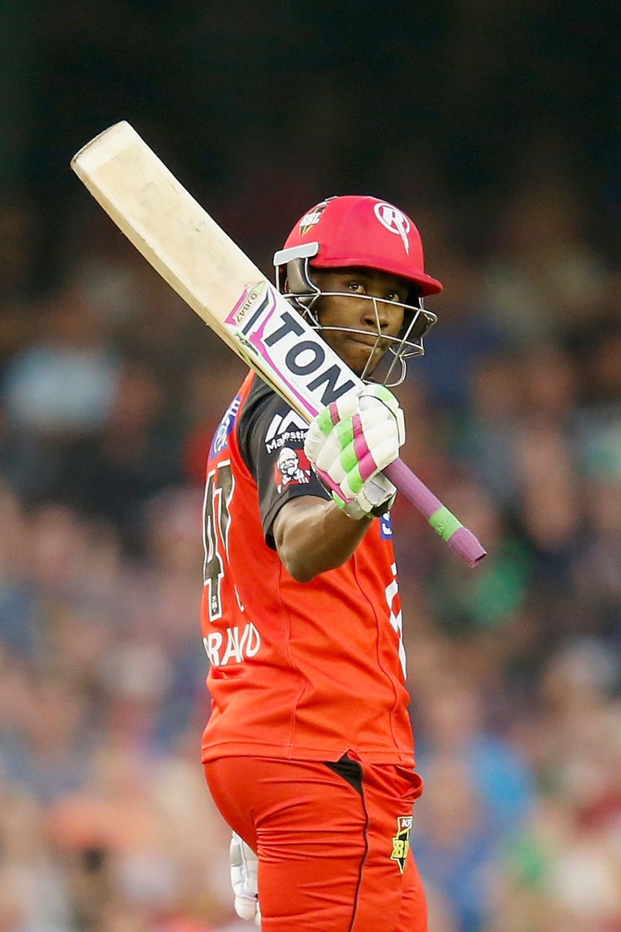Dwayne Bravo scored an unbeaten 59, Melbourne Renegades v Melbourne Stars, BBL 2015-16, Melbourne, January 9, 2016