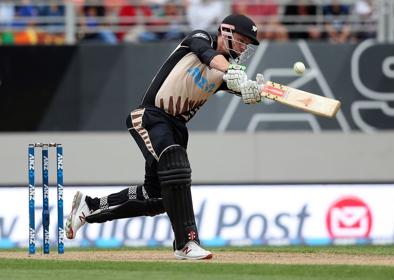 Colin Munro smacked seven sixes in his 14-ball 50, New Zealand v Sri Lanka, 2nd T20I, Auckland, January 10, 2016