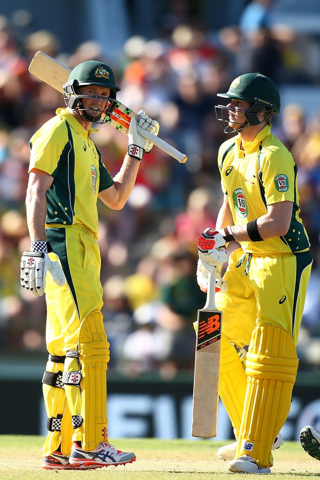 George Bailey and Steven Smith put Australia's chase back on track, Australia v India, 1st ODI, Perth, January 12, 2016