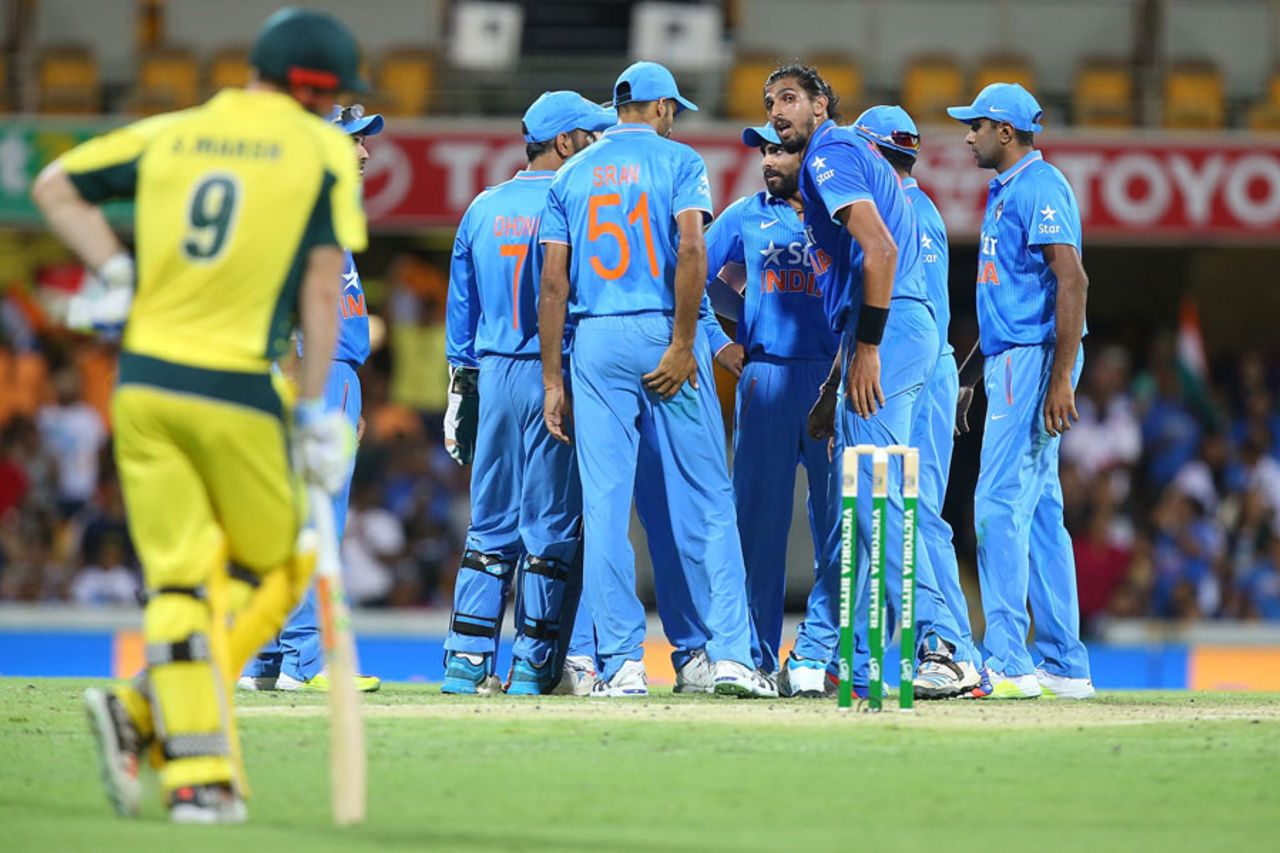 The Indian players celebrate as Shaun Marsh waits for the umpire to check for a no ball, Australia v India, 2nd ODI, Brisbane, January 15, 2016