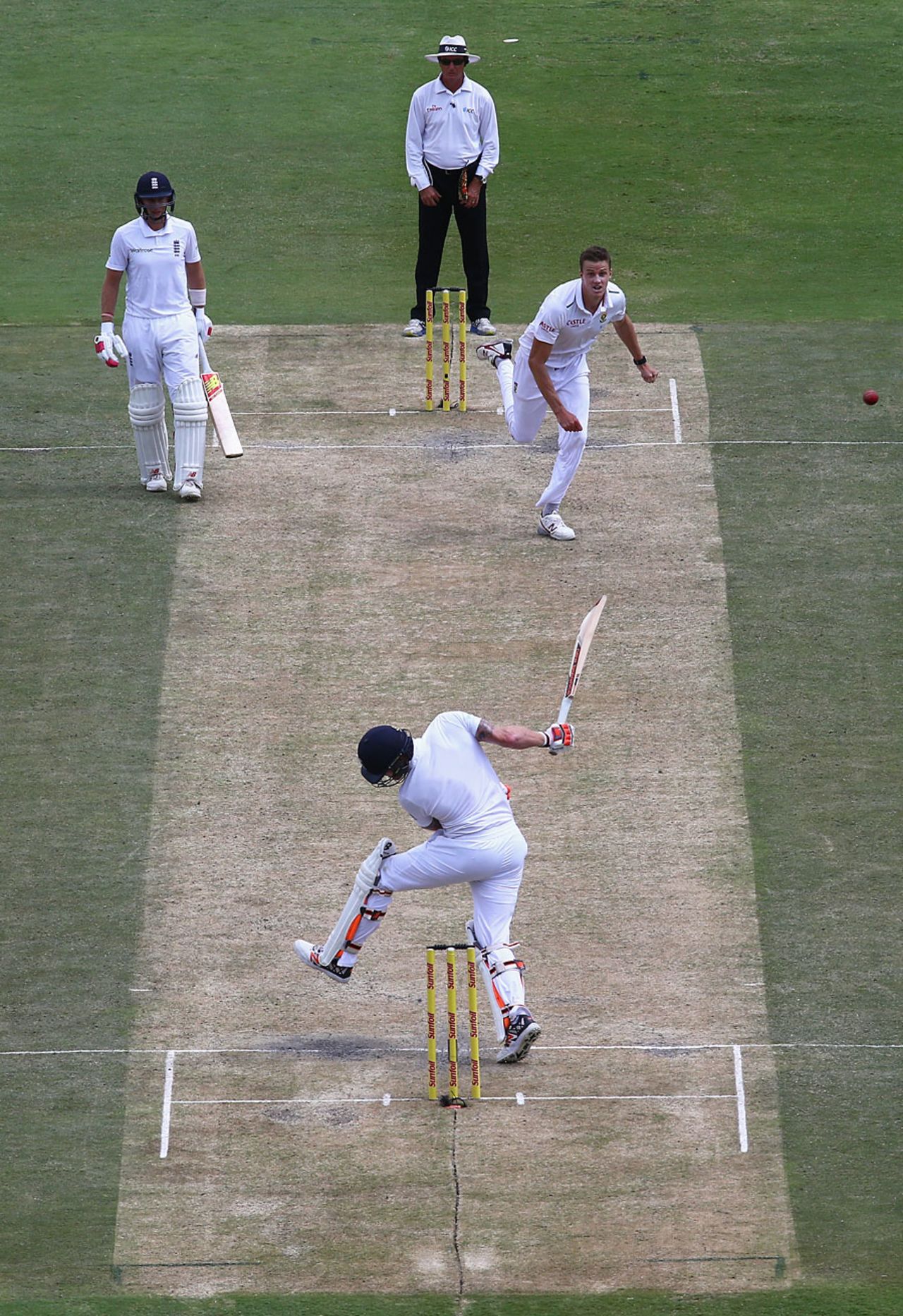 Ben Stokes fended away a vicious short ball early on, South Africa v England, 3rd Test, Johannesburg, 2nd day, January 15, 2016
