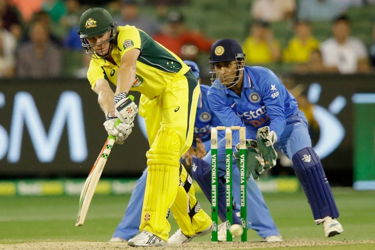 James Faulkner targets the leg side, Australia v India, 3rd ODI, Melbourne, January 17, 2016