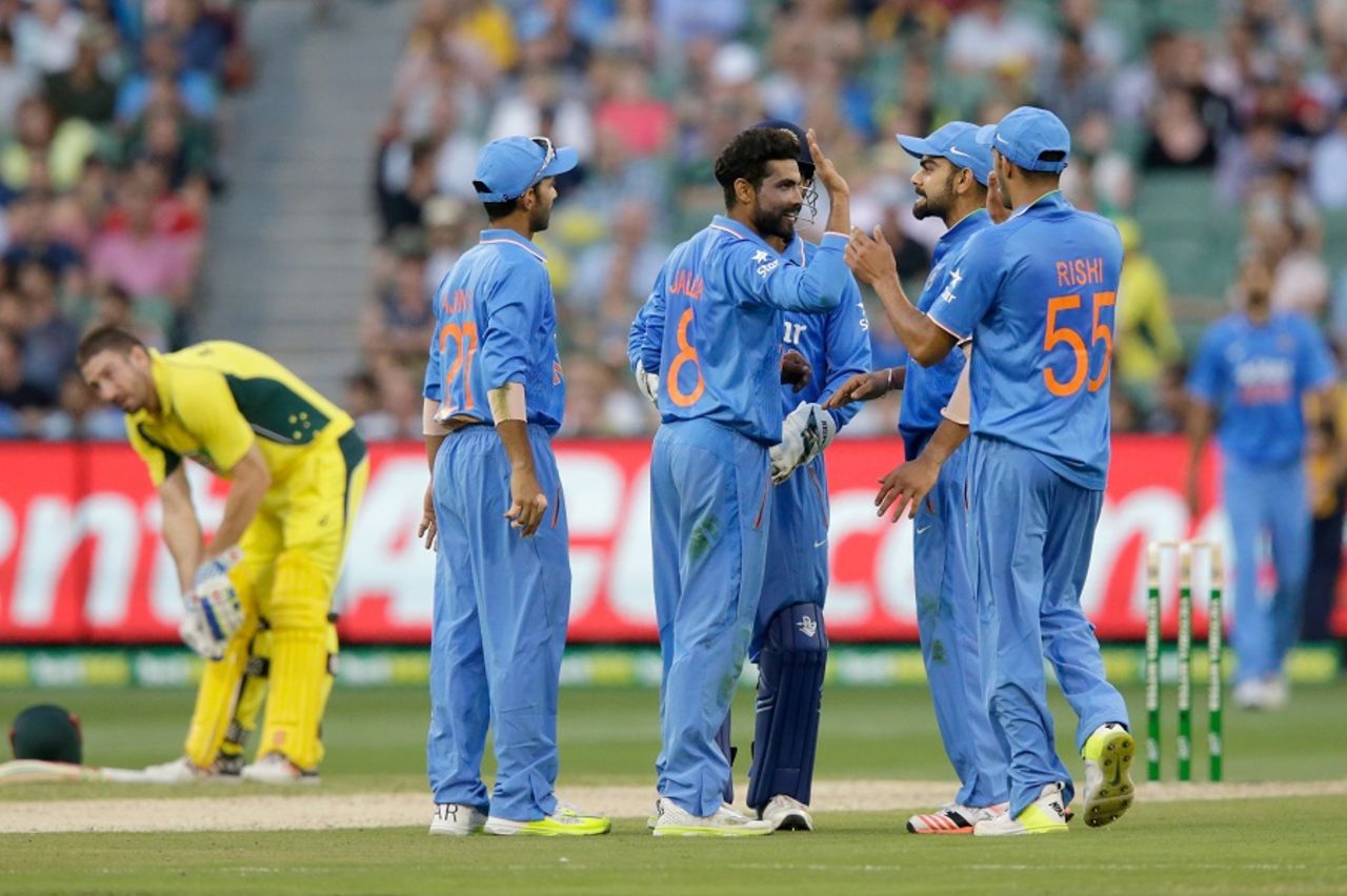 Ravindra Jadeja took two wickets, Australia v India, 3rd ODI, Melbourne, January 17, 2016 