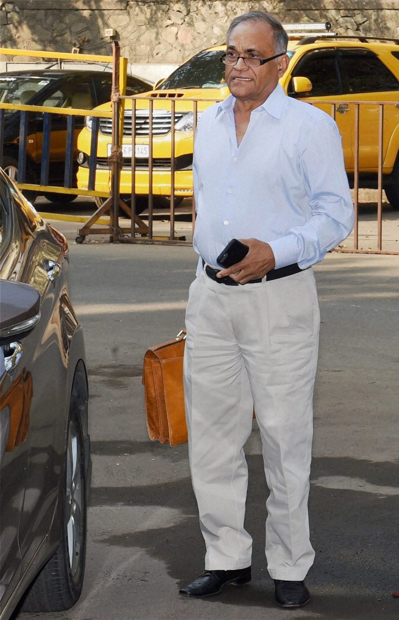 Niranjan Shah arrives at the BCCI headquarters, Mumbai, January 18, 2016