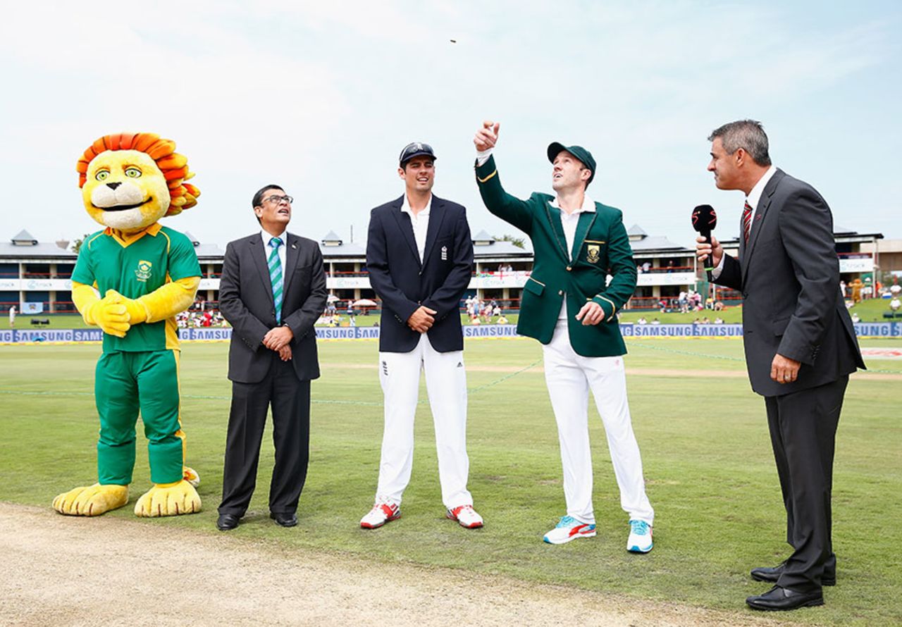 AB de Villiers won the toss for South Africa and batted first, South Africa v England, 4th Test, Centurion, 1st day, January 22, 2016