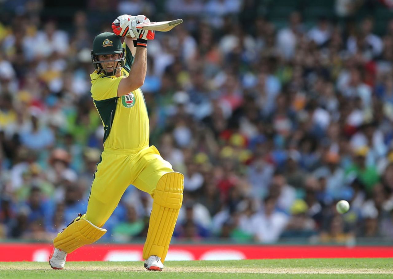 Mitchell Marsh executes a delectable cover drive, Australia v India, 5th ODI, Sydney, January 23, 2016