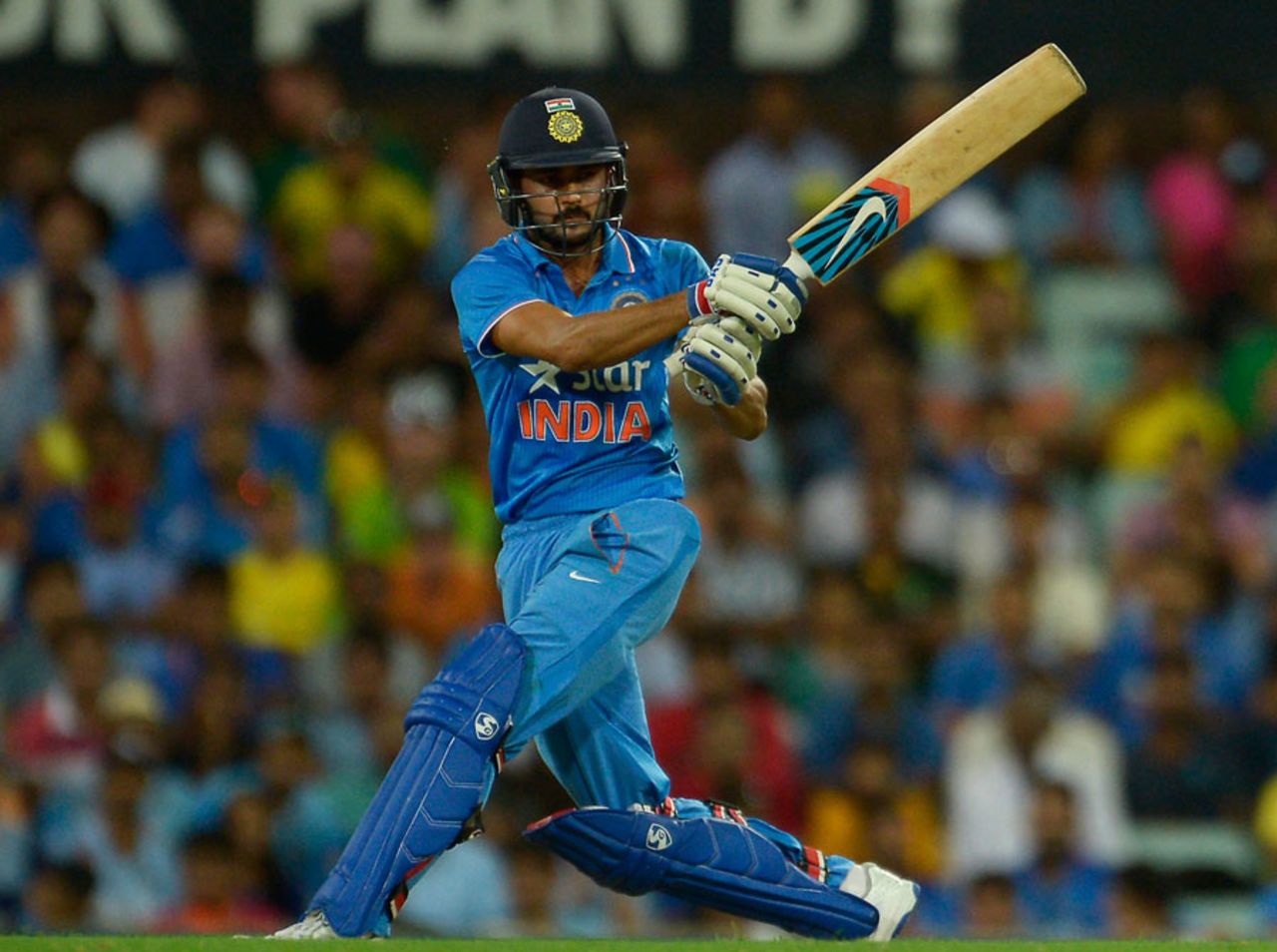 Manish Pandey produced a quick fifty, Australia v India, 5th ODI, Sydney, January 23, 2016