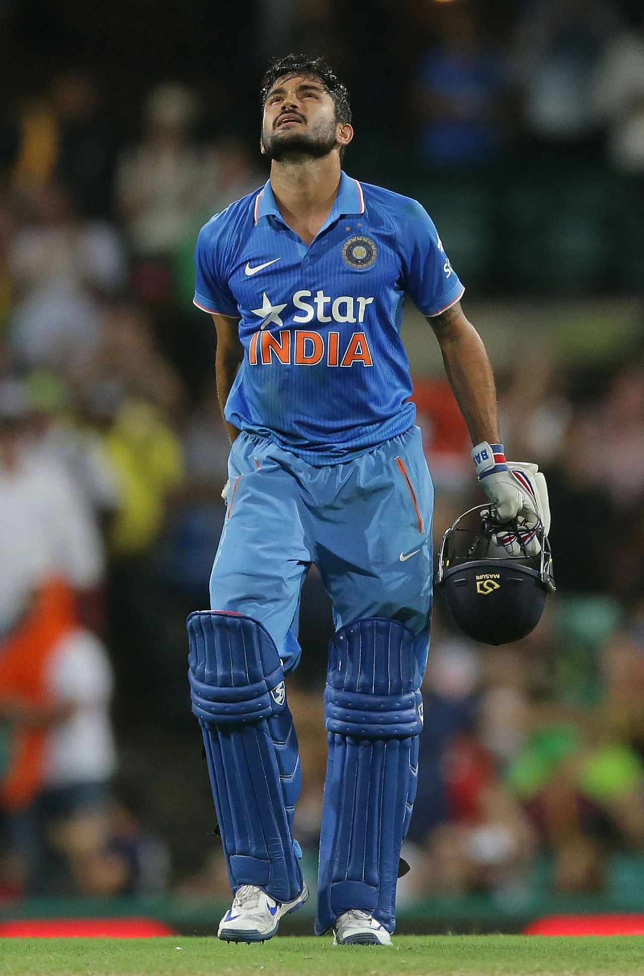 Manish Pandey soaks in a maiden and majestic hundred, Australia v India, 5th ODI, Sydney, January 23, 2016