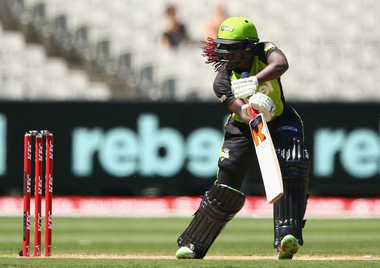 Stafanie Taylor made 27 off 35 balls in the chase, Sydney Sixers v Sydney Thunder, Women's BBL final, Melbourne, January 24, 2016