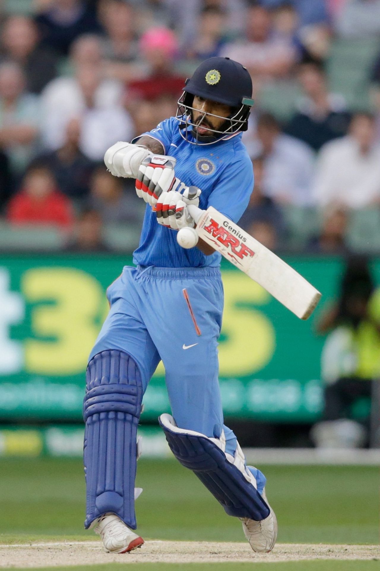 Shikhar Dhawan unleashes a pull shot, Australia v India, 2nd T20I, Melbourne, January 29, 2016