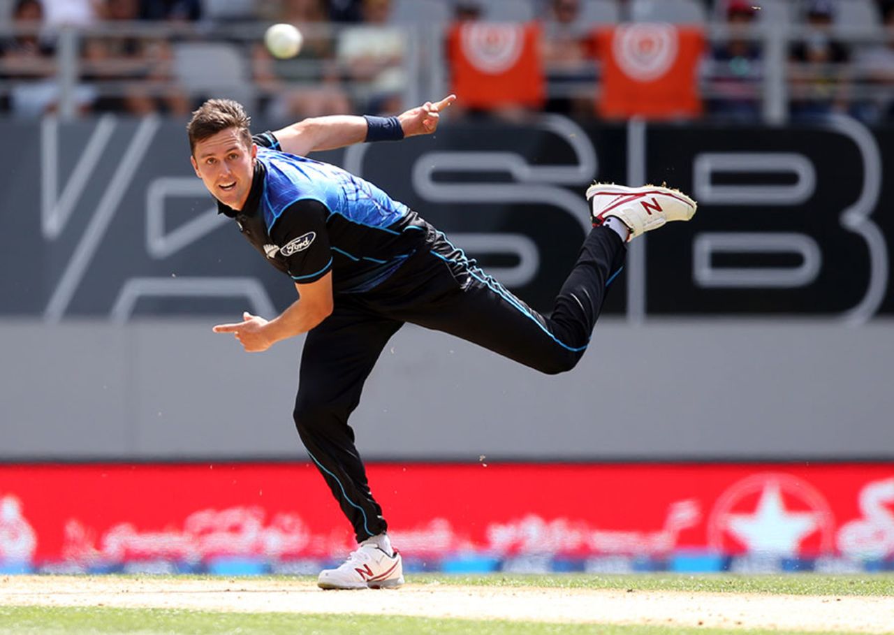 Trent Boult picked up two wickets, New Zealand v Pakistan, 3rd ODI, Auckland, January 31, 2016