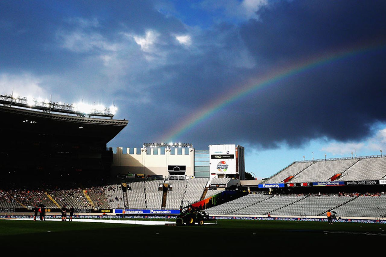 A rainbow appears over Eden Park, New Zealand v Pakistan, 3rd ODI, Auckland, January 31, 2016