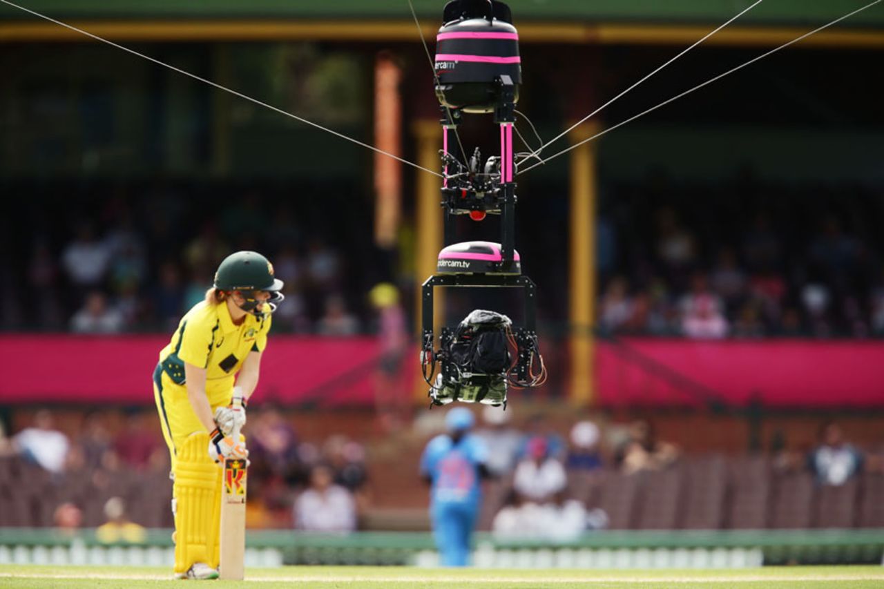 Spidercam zeroes in on the action, Australia v India, 3rd women's T20I, Sydney, January 31, 2016