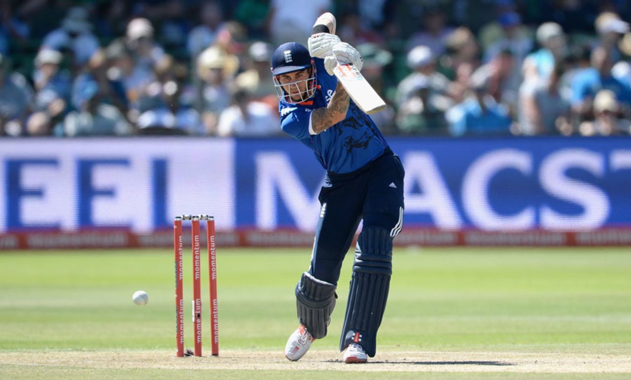 Alex Hales anchored England's reply with a 68-ball half-century, South Africa v England, 2nd ODI, Port Elizabeth, February 6, 2016