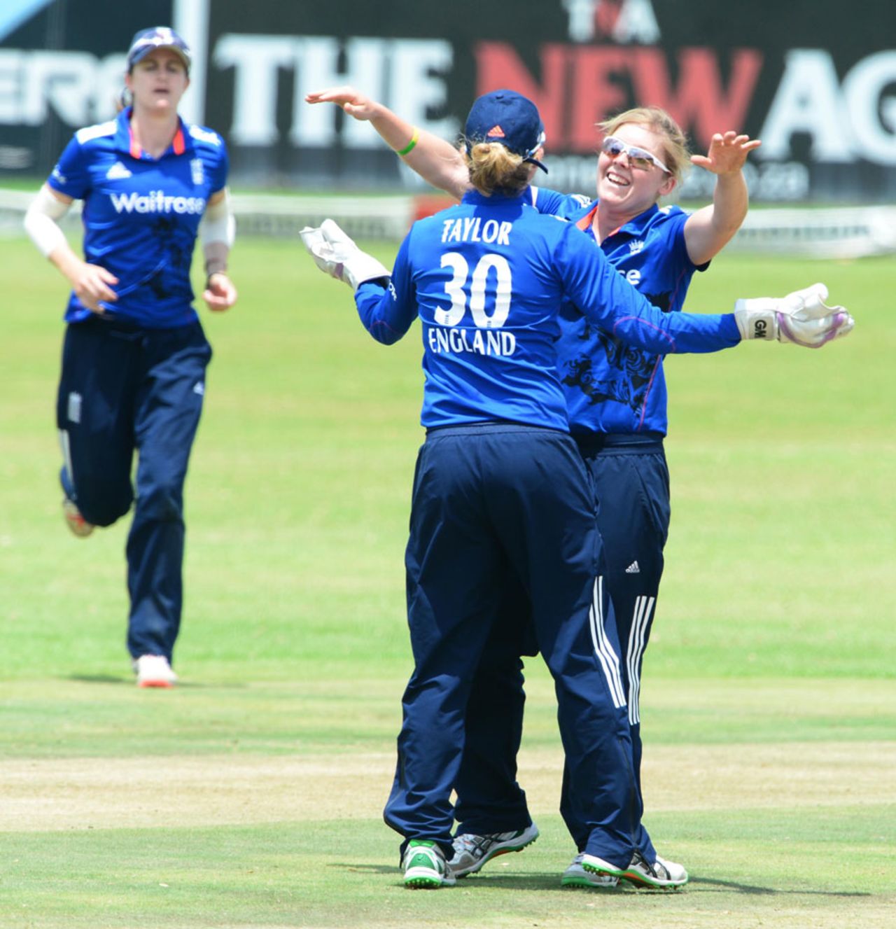 Heather Knight claimed 2 for 42, South Africa v England, 1st women's ODI, Benoni, February 7, 2016