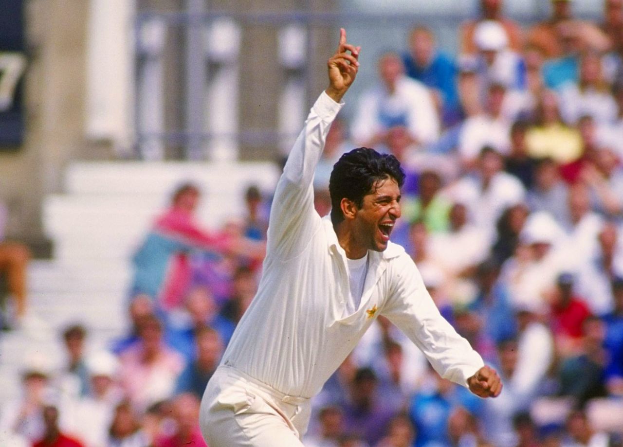 Wasim Akram celebrates a wicket, England v Pakistan, 5th Test, The Oval, August 6, 1992