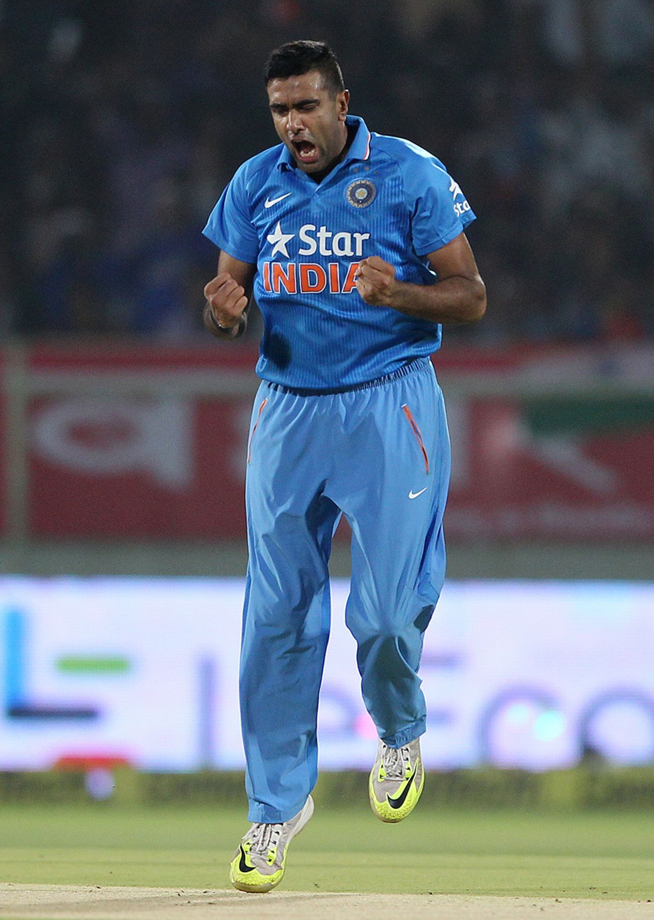R Ashwin is pumped after dismissing Tillakaratne Dilshan in the first over, India v Sri Lanka, 3rd T20I, Visakhapatnam, February 14, 2016