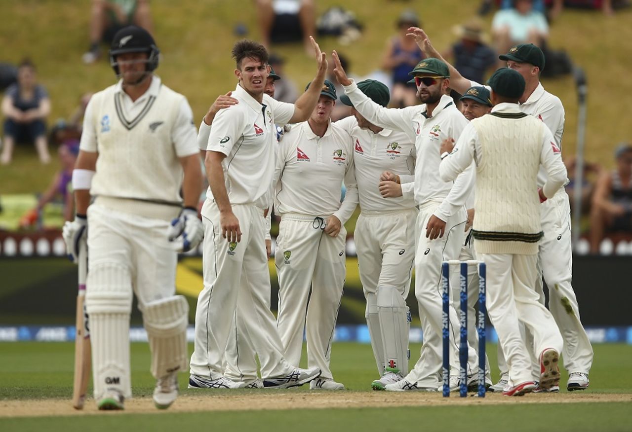 Mitchell Marsh's reverse swing proved fatal for Corey Anderson, New Zealand v Australia, 1st Test, Wellington, 4th day, February 15, 2016