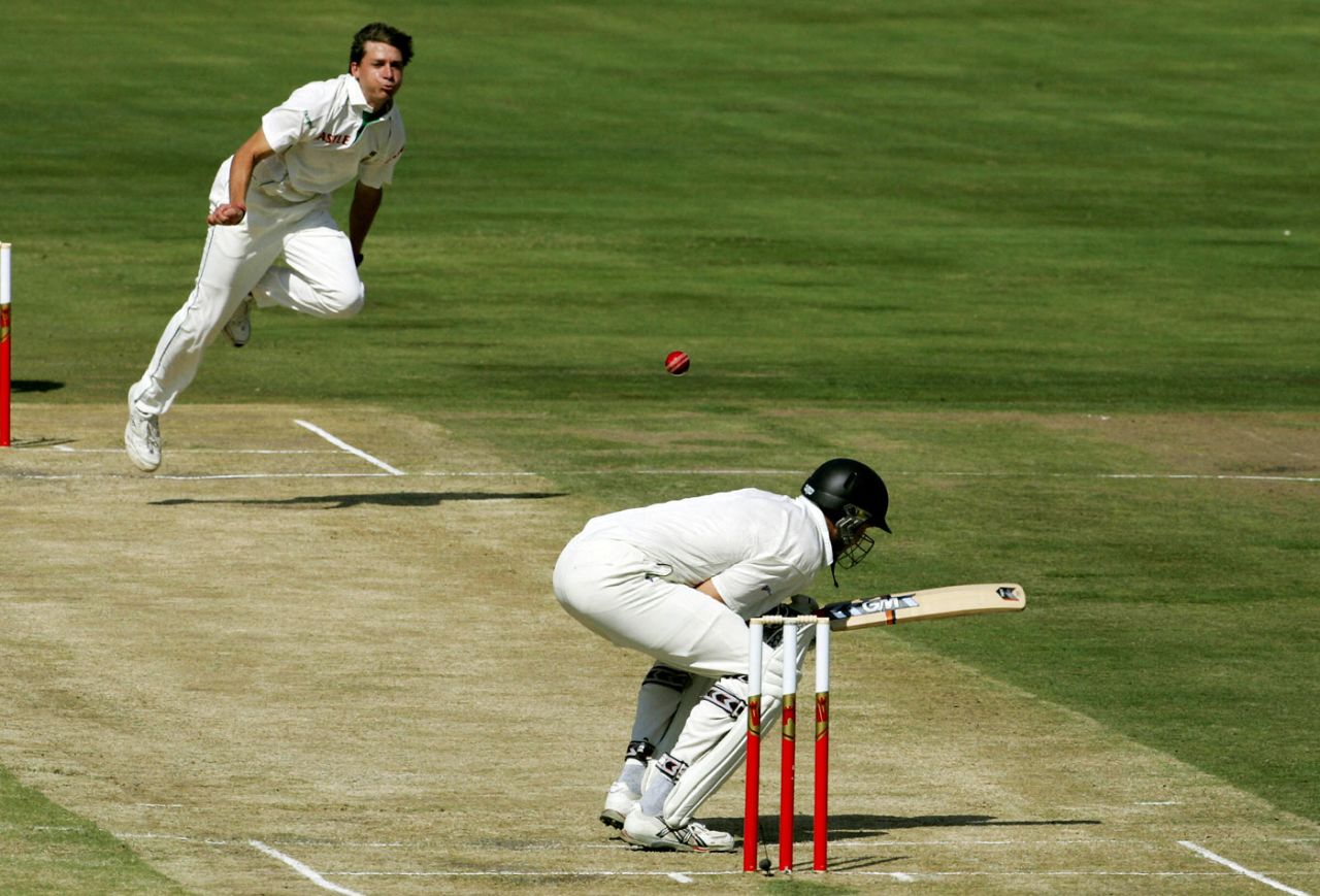 Hamish Marshall ducks a short ball from Dale Steyn, South Africa v New Zealand, 1st Test, Centurion Park, April 18, 2006