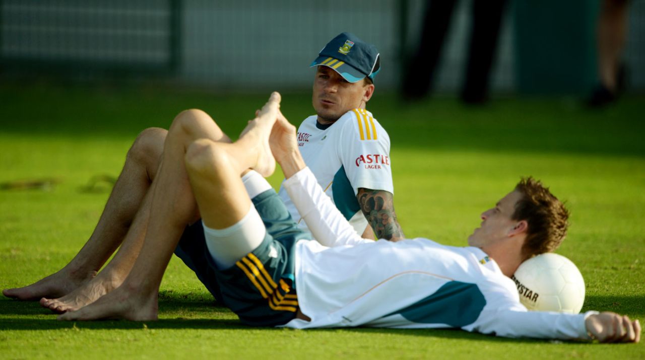 Dale Steyn and Morne Morkel chat during a training session, Abu Dhabi, November 4, 2013