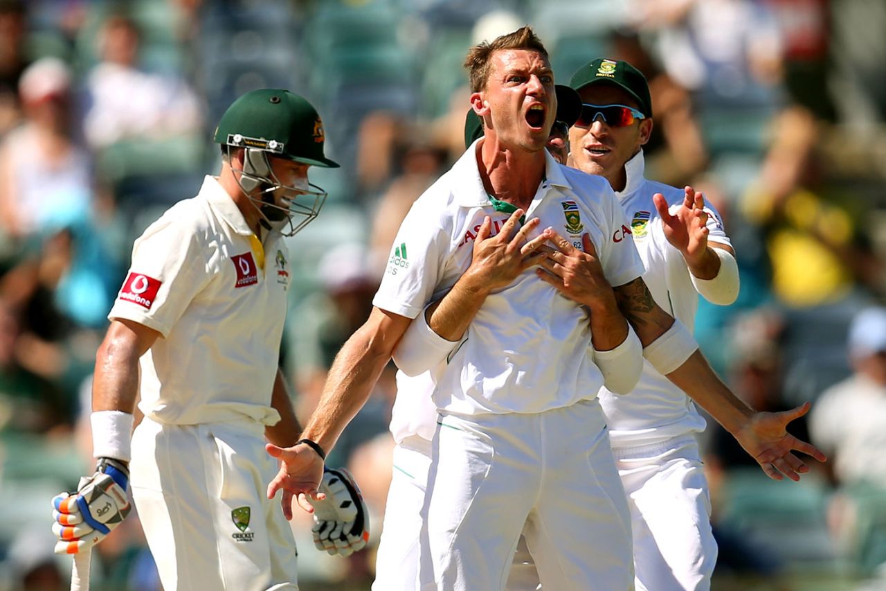 Dale Steyn is pumped after claiming the wicket of Michael Hussey, Australia v South Africa, 3rd Test, Perth, 4th day, December 3, 2012