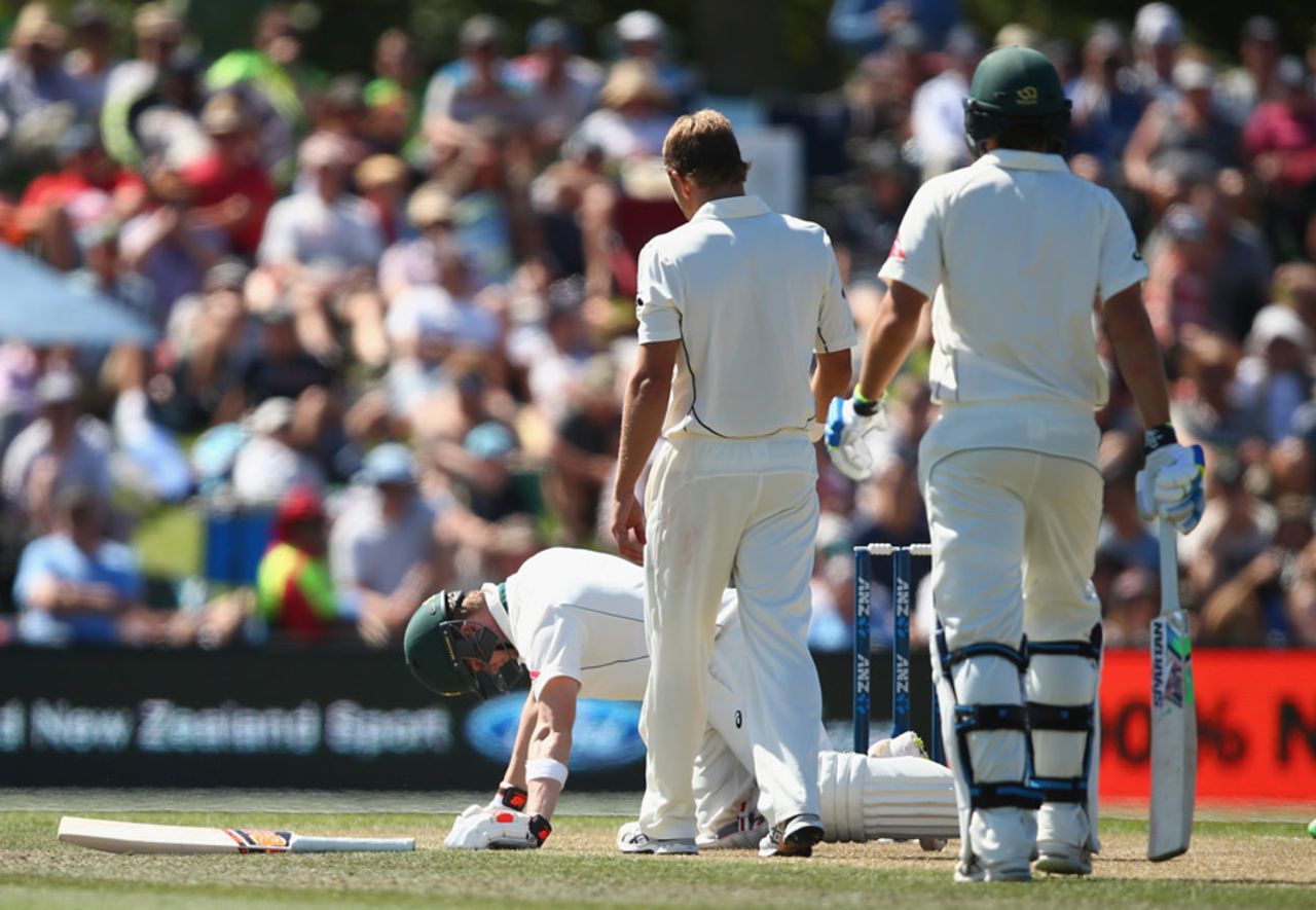 Steven Smith falls to the ground after being hit on his helmet by a Neil Wagner bouncer, New Zealand v Australia, 2nd Test, Christchurch, 2nd day, February 21, 2016