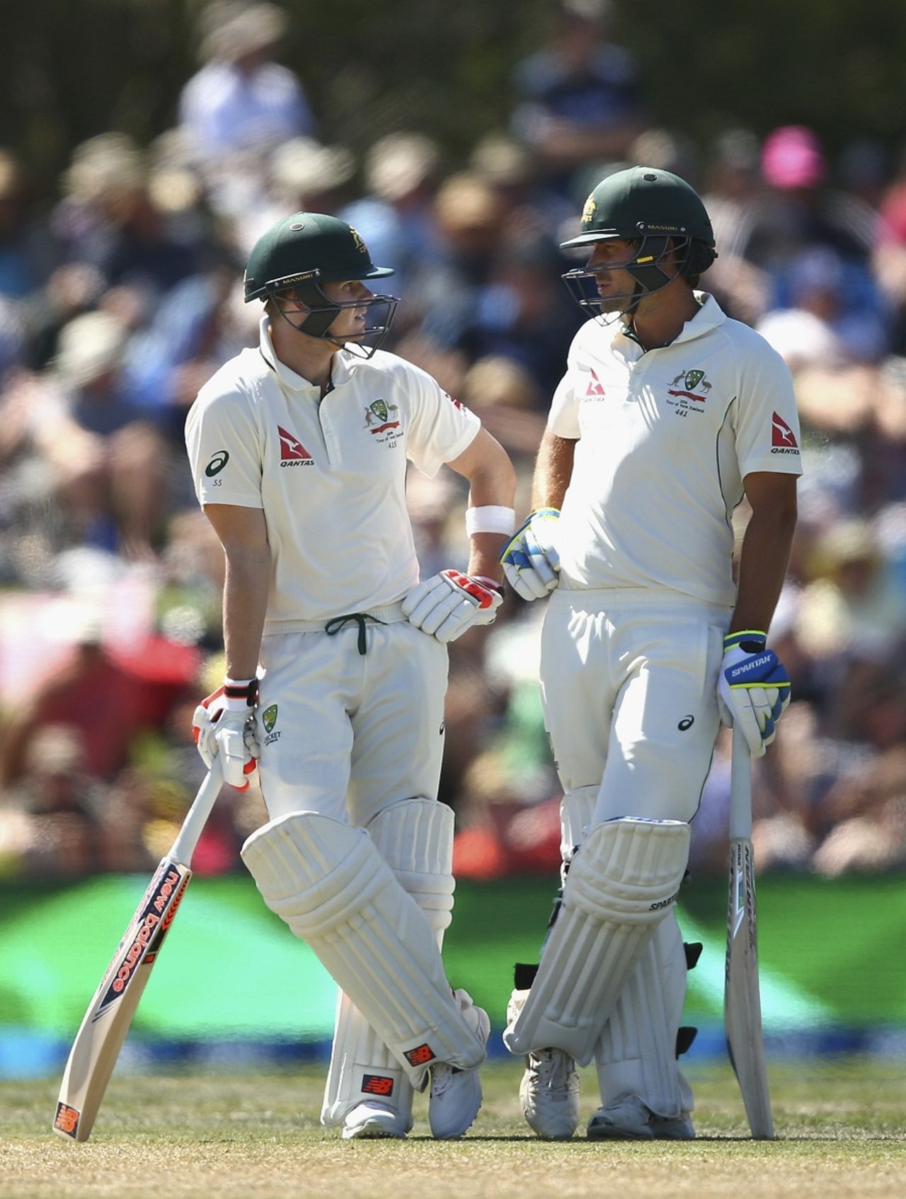 Steven Smith and Joe Burns chat during their stand, New Zealand v Australia, 2nd Test, Christchurch, 2nd day, February 21, 2016