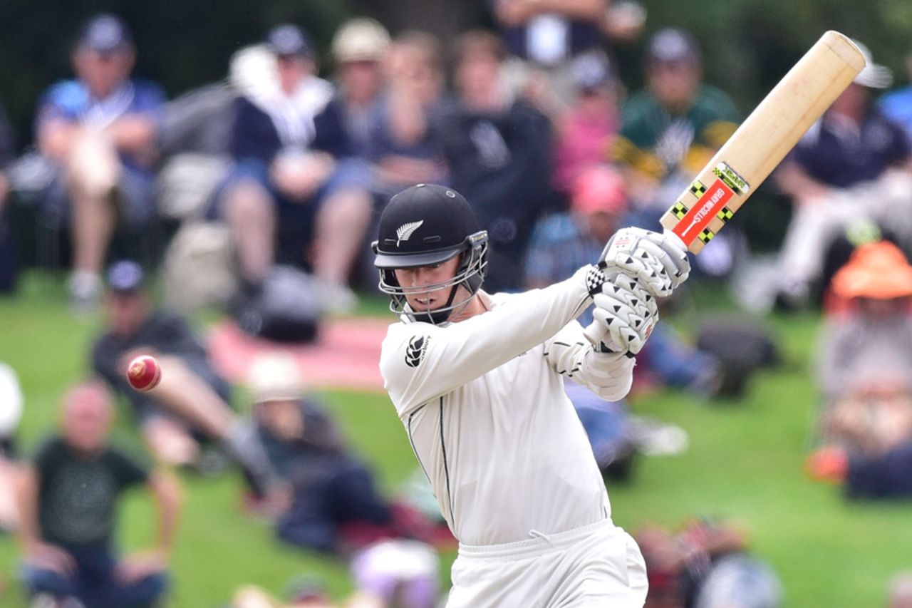 Matt Henry hits one through the off side, New Zealand v Australia, 2nd Test, Christchurch, 4th day, February 23, 2016