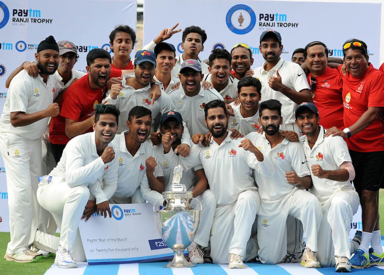 The Mumbai players pose with the Ranji Trophy, Mumbai v Saurashtra, Ranji Trophy 2015-16 final, Pune, February 26, 2016 
