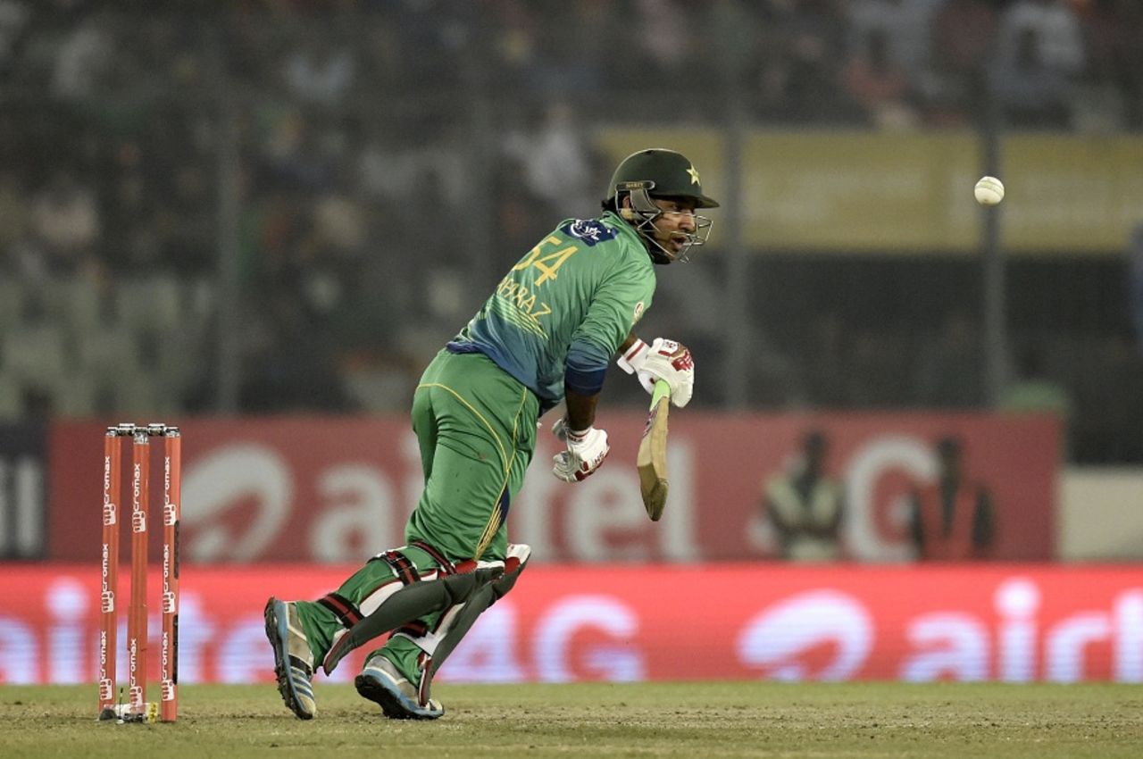 Sarfraz Ahmed guides one into the off side, Bangladesh v Pakistan, Asia Cup 2016, Mirpur, March 2, 2016