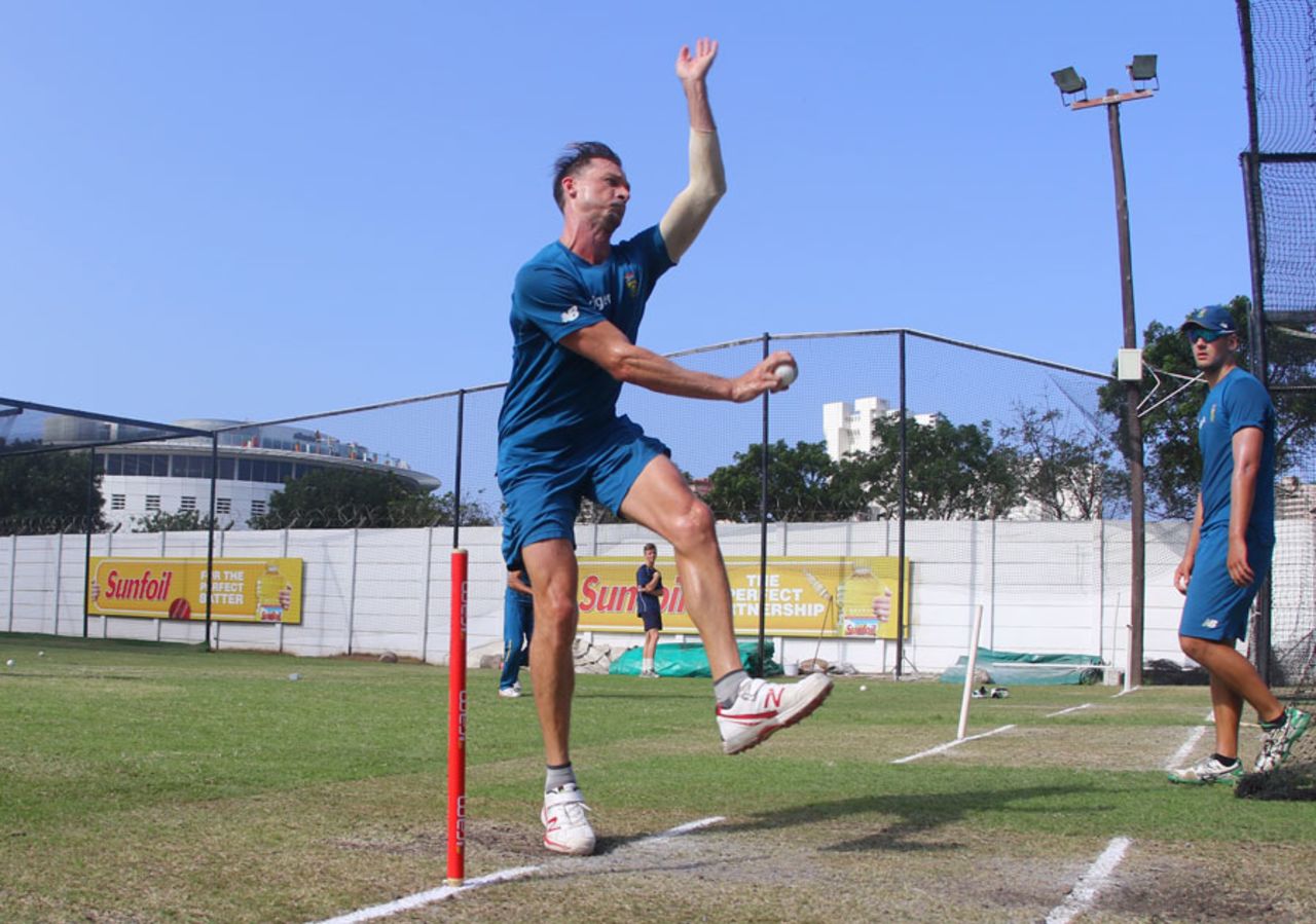 Dale Steyn bowled in the nets as his comeback moved a step closer, Durban, March 2, 2016