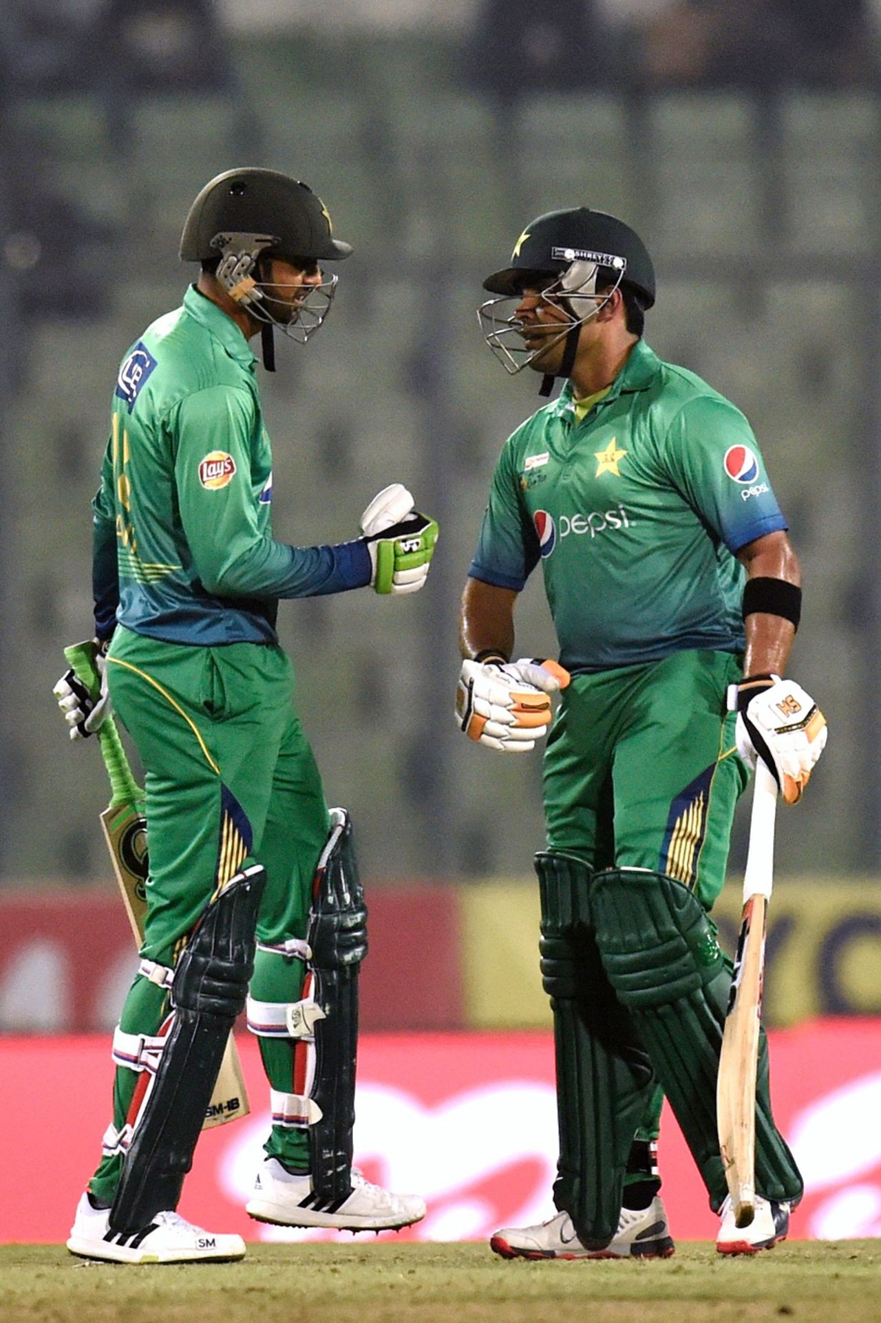 Shoaib Malik and Umar Akmal added 56 for the fourth wicket, Pakistan v Sri Lanka, Asia Cup 2016, Mirpur, March 4, 2016