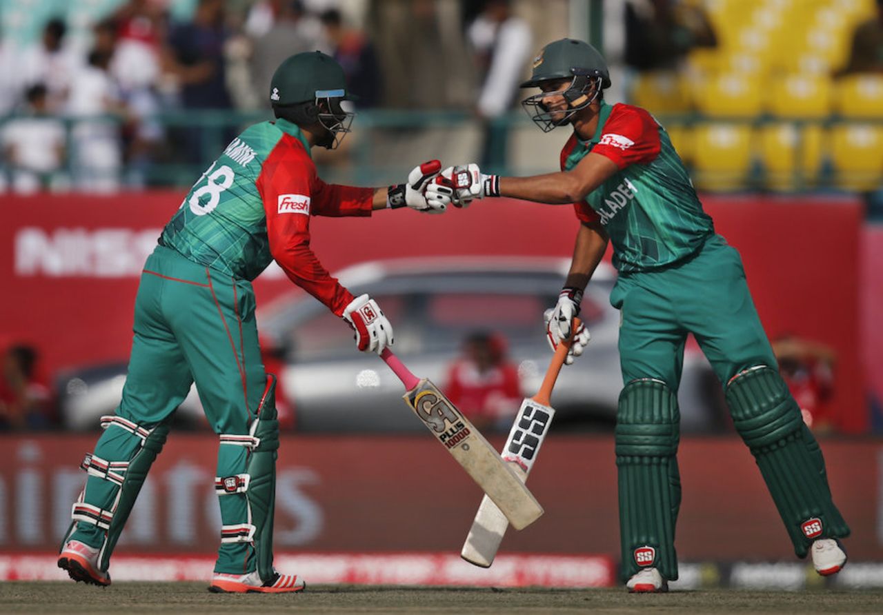 Tamim Iqbal and ﻿﻿Mahmudullah scored briskly during the fourth-wicket stand, Bangladesh v Netherlands, World T20 qualifier, Group A, Dharamsala, March 9, 2016