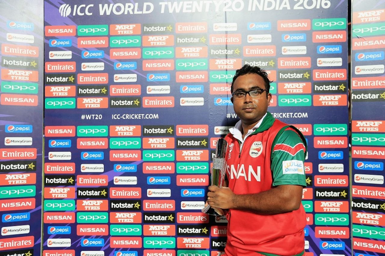 Amir Ali with his Man-of-the-Match award, Ireland v Oman, World T20 qualifier, Group A, Dharamsala, March 9, 2016