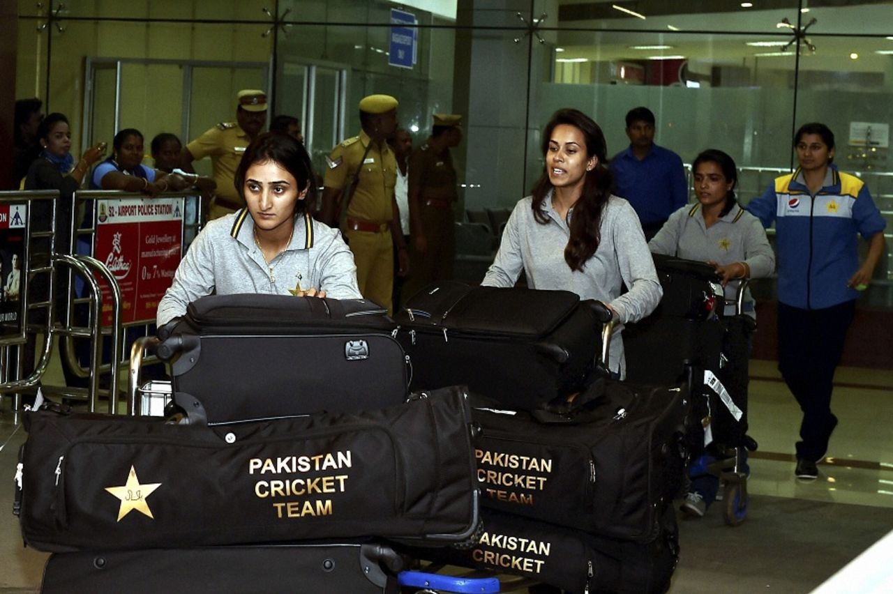 Pakistan Women's team arrive in Chennai for the World T20, March 12, 2016