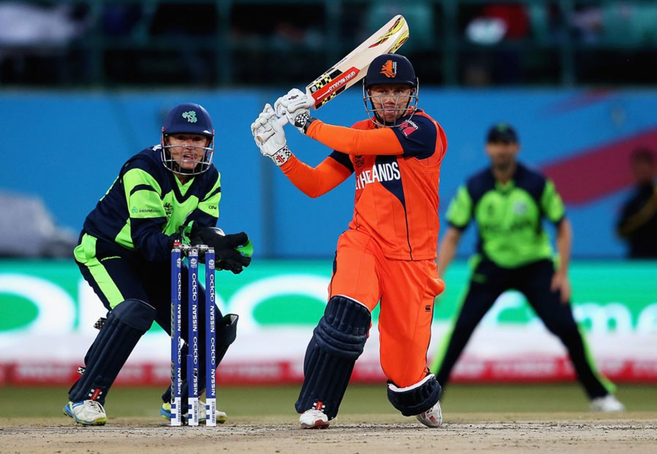 Stephan Myburgh pulls during his 27, Ireland v Netherlands, World T20 qualifiers, Group A, Dharamsala, March 13, 2016