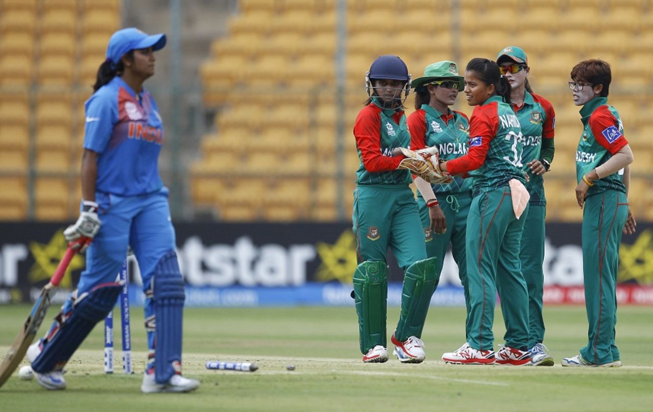 Bangladesh celebrate the wicket of Vellaswamy Vanitha, India v Bangladesh, Women's World T20, Group B, Bangalore, March 15, 2016