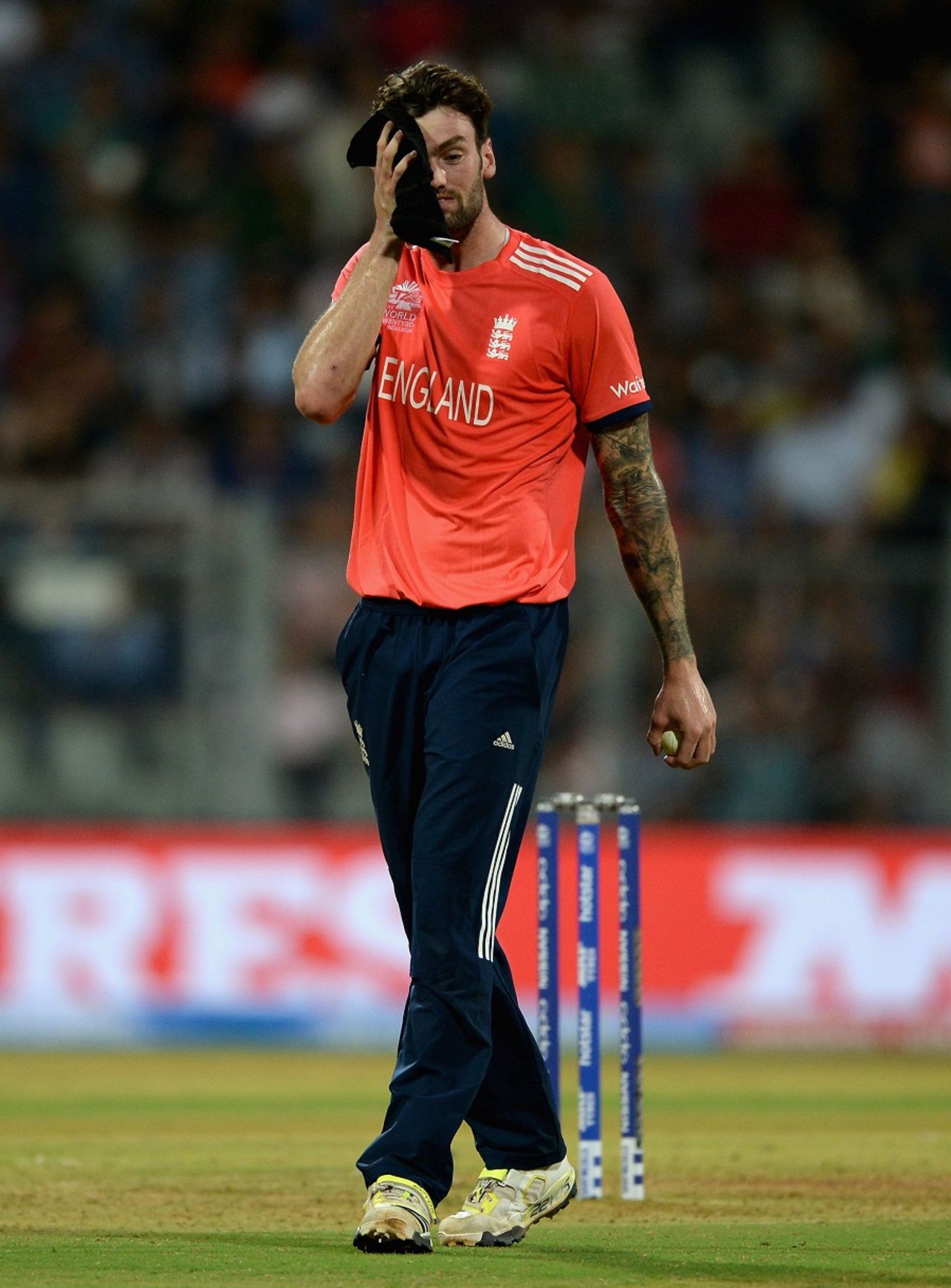 Reece Topley leaked 33 runs in his two overs, England v South Africa, World T20 2016, Group 1, Mumbai, March 18, 2016