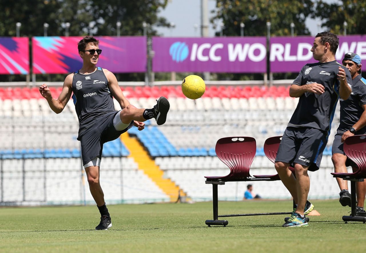 Trent Boult and Nathan McCullum test their football skills, Mohali, March 21, 2016