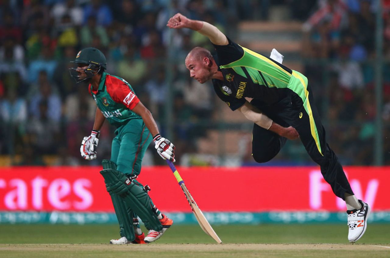 John Hastings in his delivery stride, Australia v Bangladesh, World T20, Group 2, Bangalore, March 21, 2016