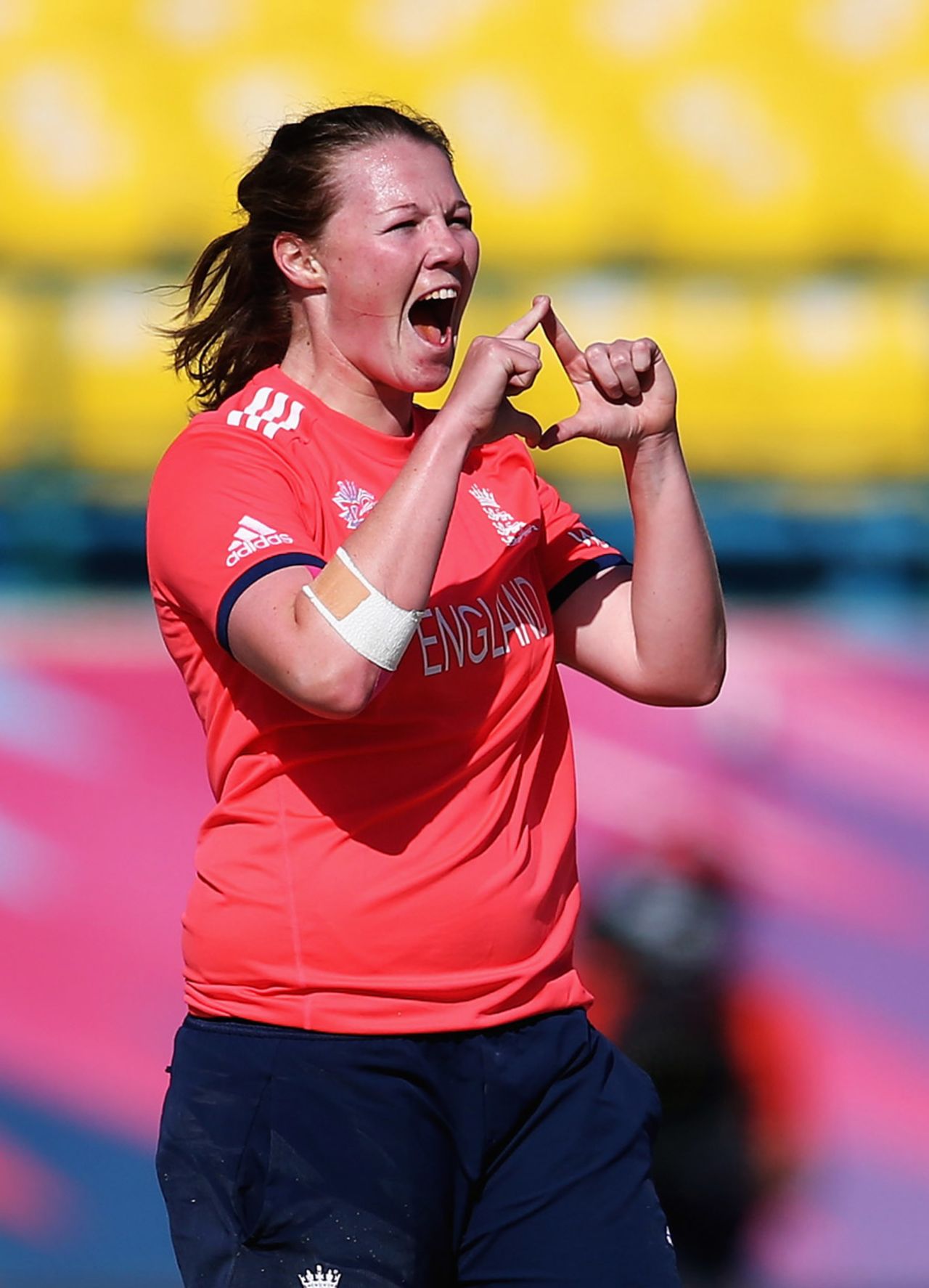 Anya Shrubsole brings out the "triangle celebration", India v England, Group B, Women's World T20, Dharamsala, March 22, 2016