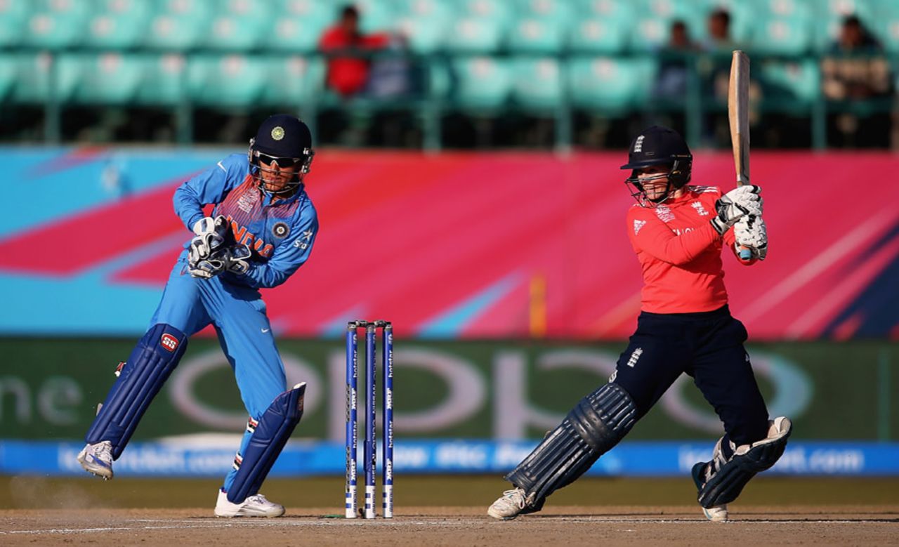 Tammy Beaumont cuts on her way to a brisk 20, India v England, Group B, Women's World T20, Dharamsala, March 22, 2016