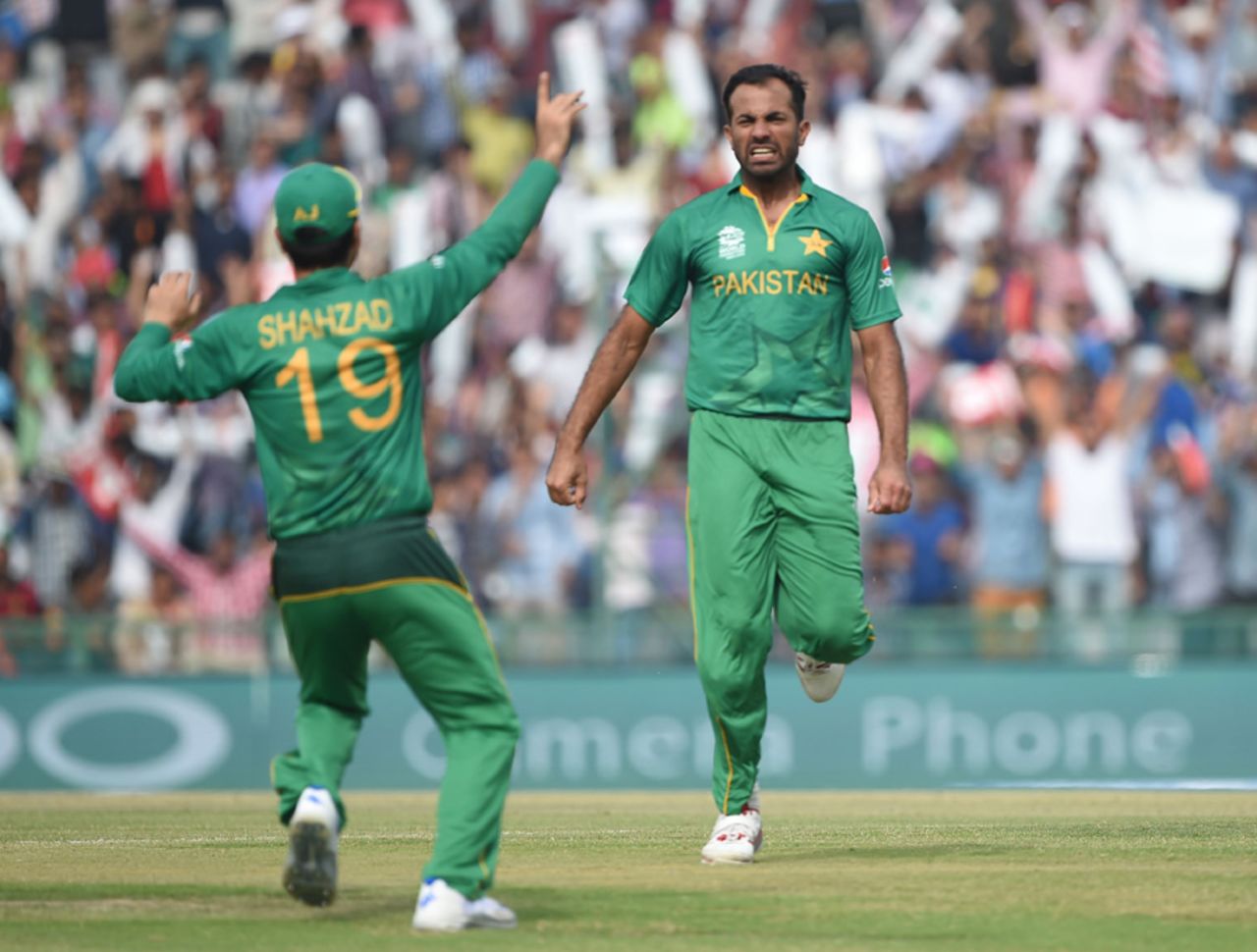 Wahab Riaz is pumped up after bowling David Warner for 9, Australia v Pakistan, World T20 2016, Group 2, Mohali, March 25, 2016