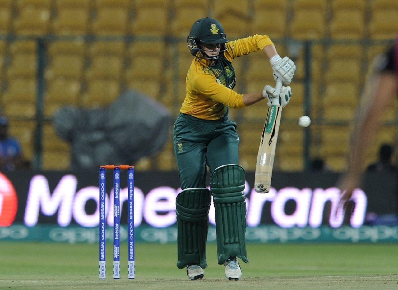 Dane van Niekerk plays through the on side, New Zealand v South Africa, Women's World T20 2016, Group A, Bangalore, March 26, 2016